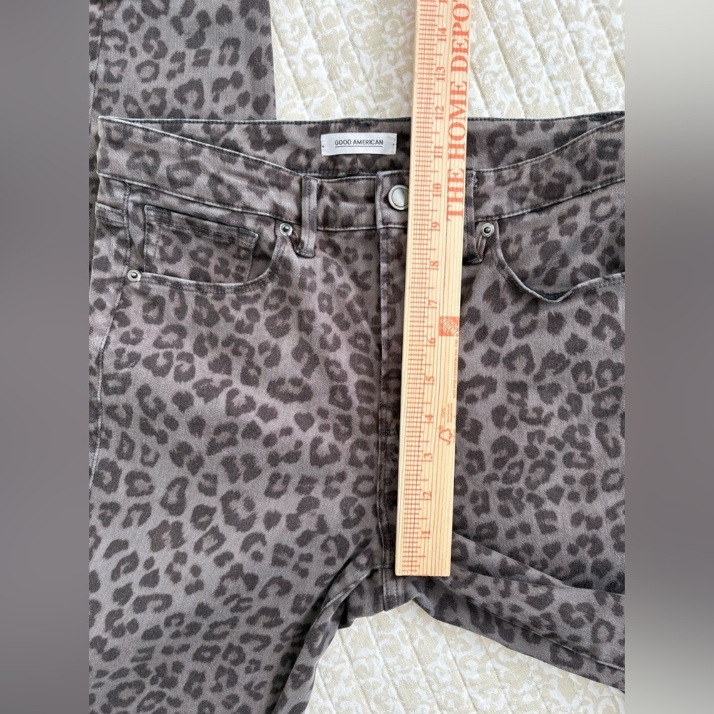 Good American | Good Legs | Gray Leopard Denim Jeans | Size 29 (US 8) - Picture 8 of 16